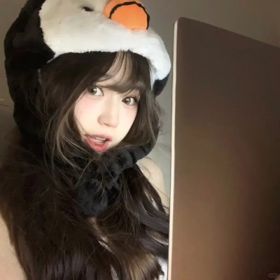 漂亮男孩直播中